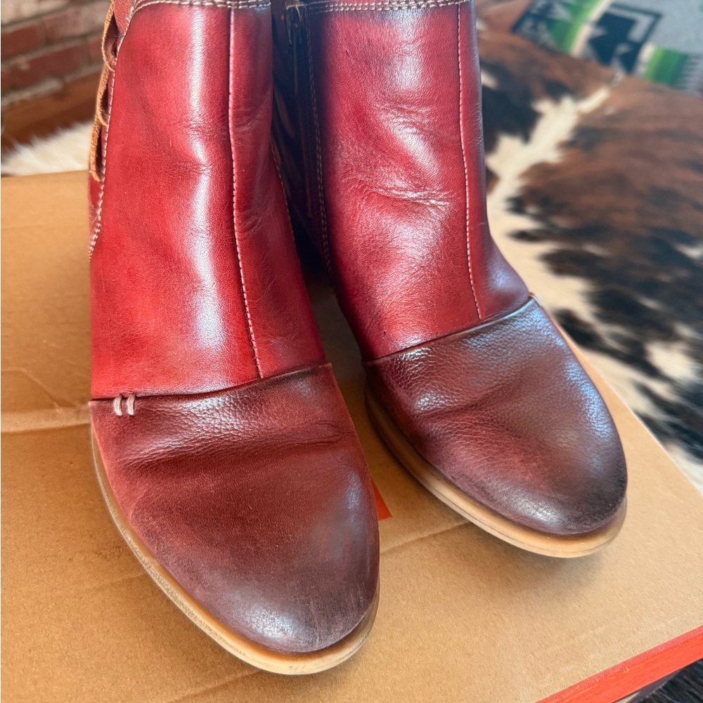 PIKOLINOS Women's Burgundy and Brown Ankle Boots - Picture 2 of 6